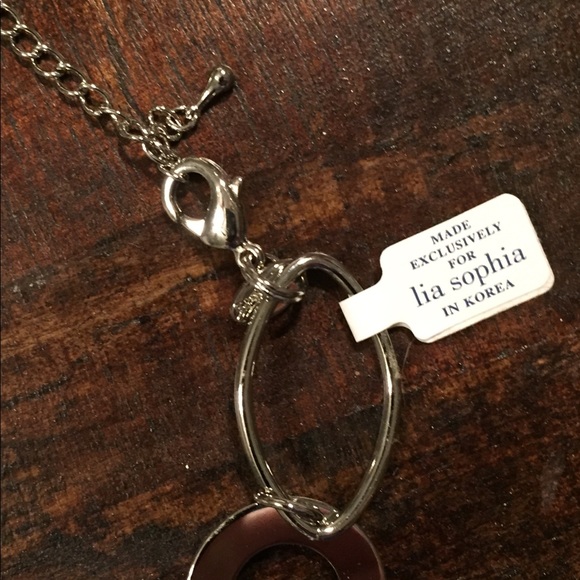 Necklace Lia Sophia 22 inches long - Picture 3 of 4